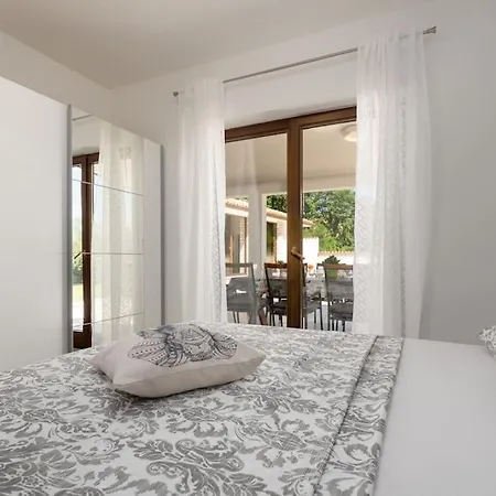 House Herceg By Briskva *